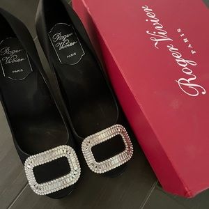 Roger Vivier Classic pump